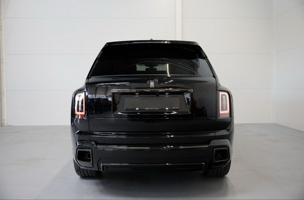 Rolls-Royce Cullinan Black Badge 2026
