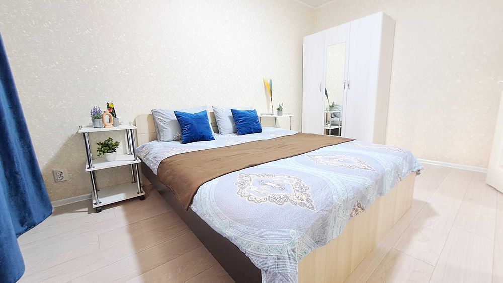 2-комн квартира посуточно Левый берег