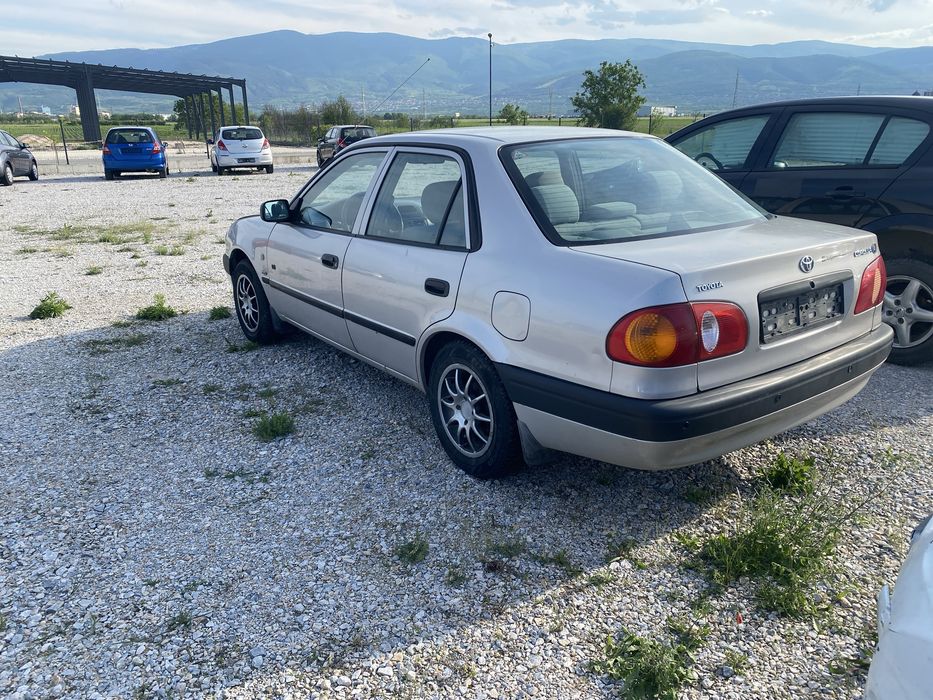 Тойота корола 1.6 бензин 110кс на части