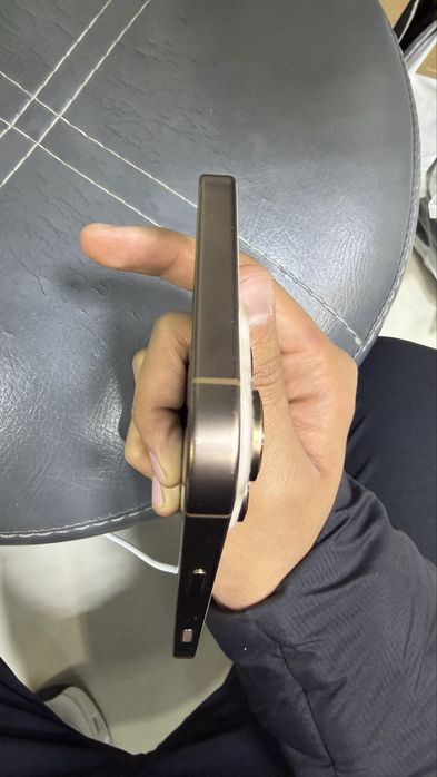 Iphone 16 pro max 1tb 93%