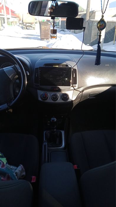 Продаю машину хундай элантра