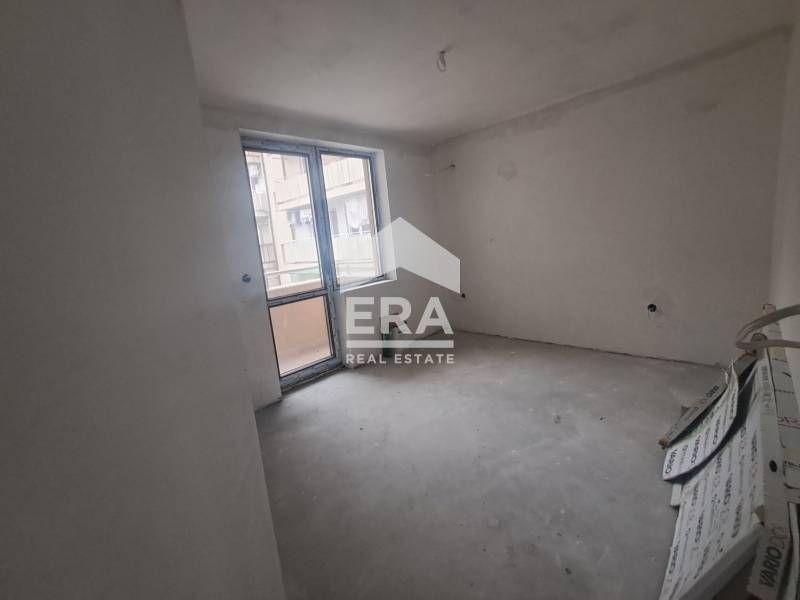 Продава се Тристаен апартамент в Варна, Лятно кино Тракия - 78 кв.м за 1341 €/кв.м - Снимка #4