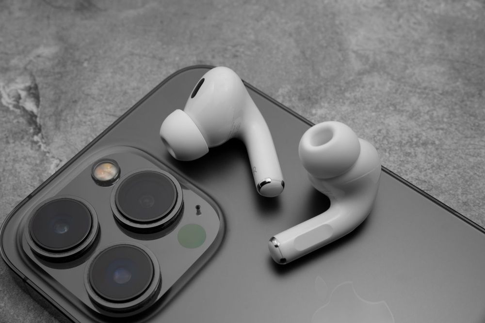 Apple AirPods Pro 2 - Căști Wireless Noi