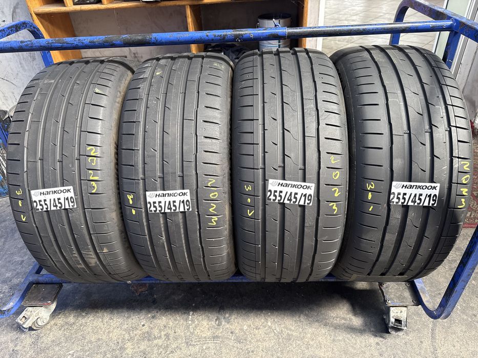 255/45/19 Hankook