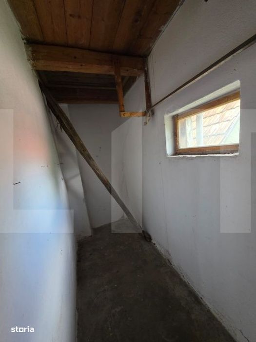 Casa traditionala din caramida in satul Anghelus