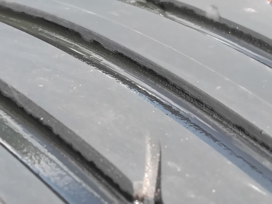 Гуми 225 45 19 Бриджстоун Bridgestone 2 броя - нов внос. Не са нови! Посочената цена е за един брой гума.