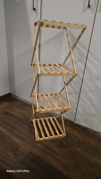 Сгъваема етажерка – чисто нова