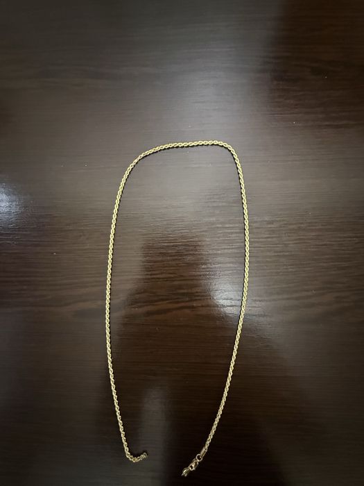 Продам золотую цепочку 585
