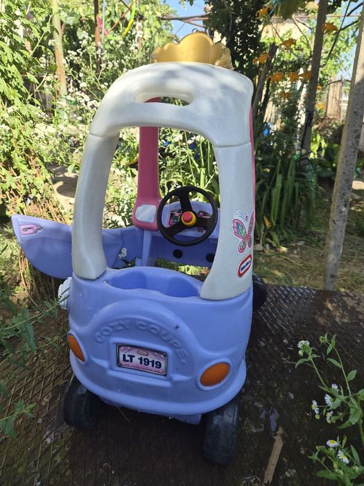 Кола за бутане  Little tikes