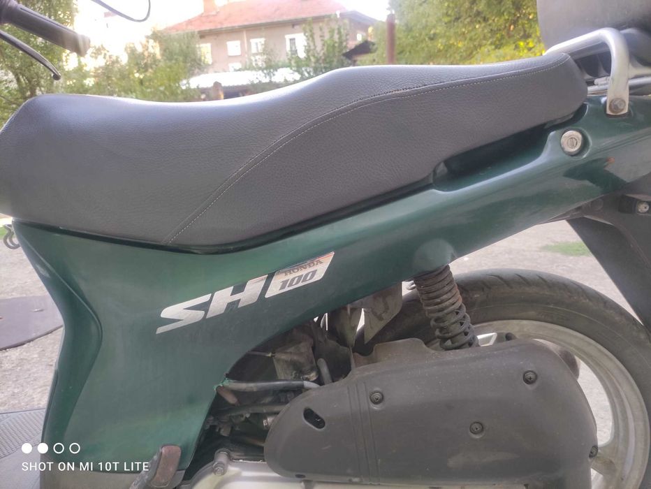 Скутер  Honda Sh