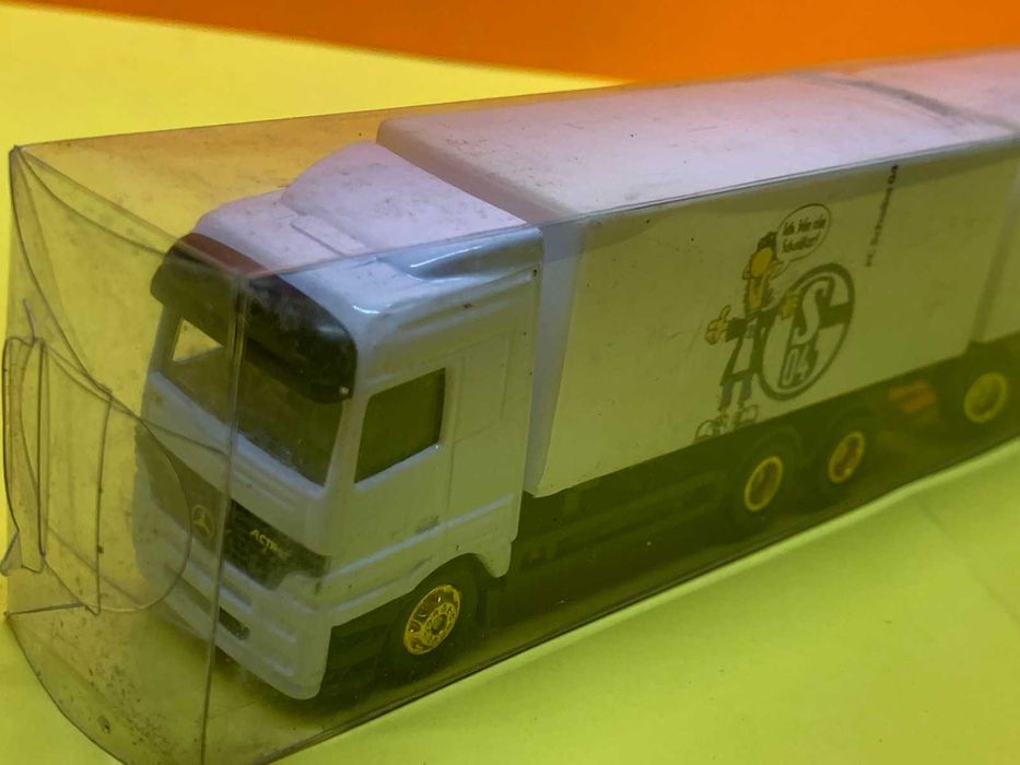 Колекционерски Декоративни Камиони Тирове Различни Марки