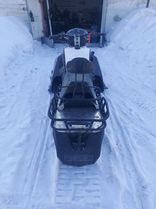 Продаю снегоход барс