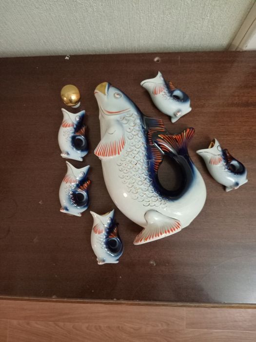 Продаётся. Сервиз.