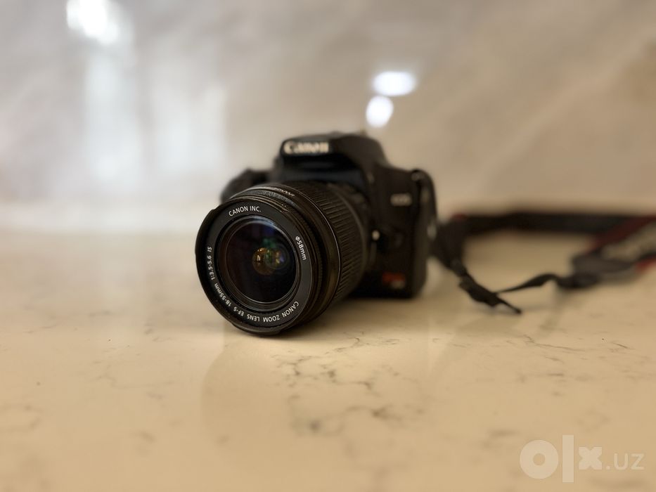 Камера CANON EOS 1000D с обьективом