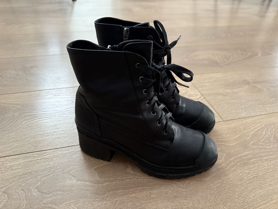 Зимние ботинки