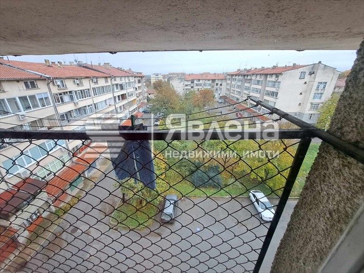 Дава се под наем Едностаен апартамент в Ямбол, Васил Левски - 24 кв.м за 128 € - Снимка #7