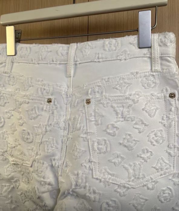 Дамски дънки Louis Vuitton/Дънки Луи Витон