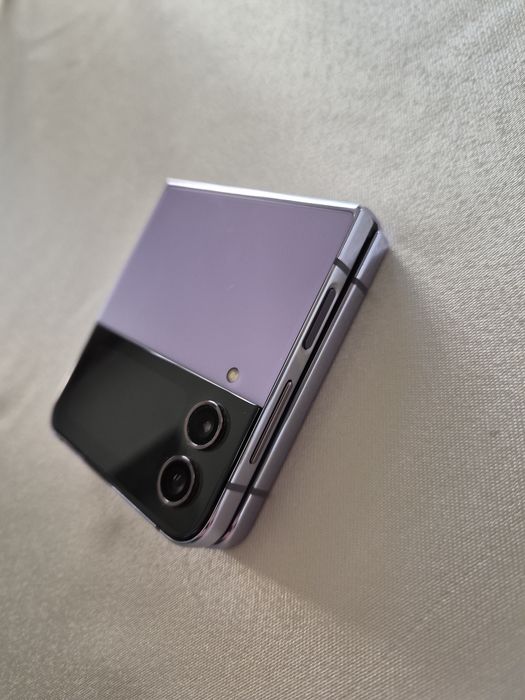 samsung galaxy  z flip4