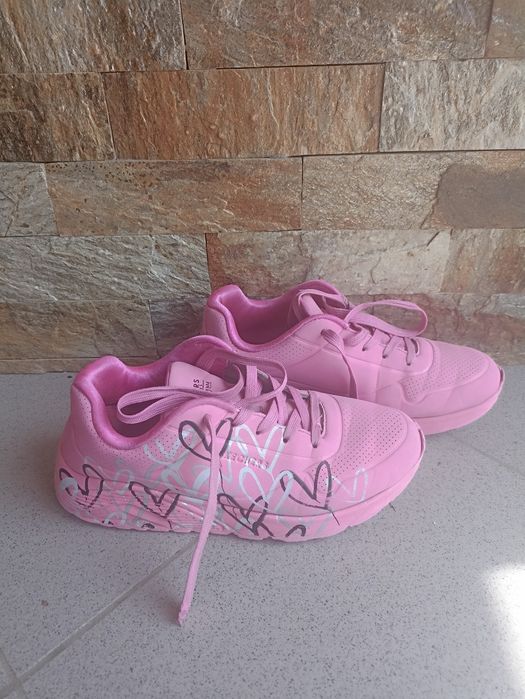 Skechers използвани маратонки 37 номер