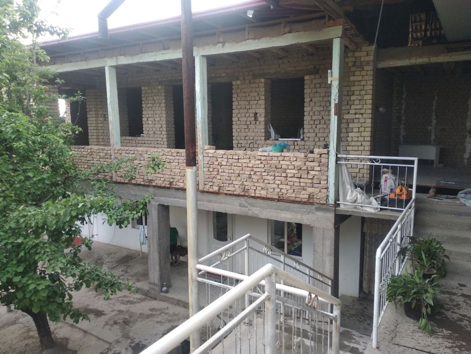 Xasanboyda uy 230.000$