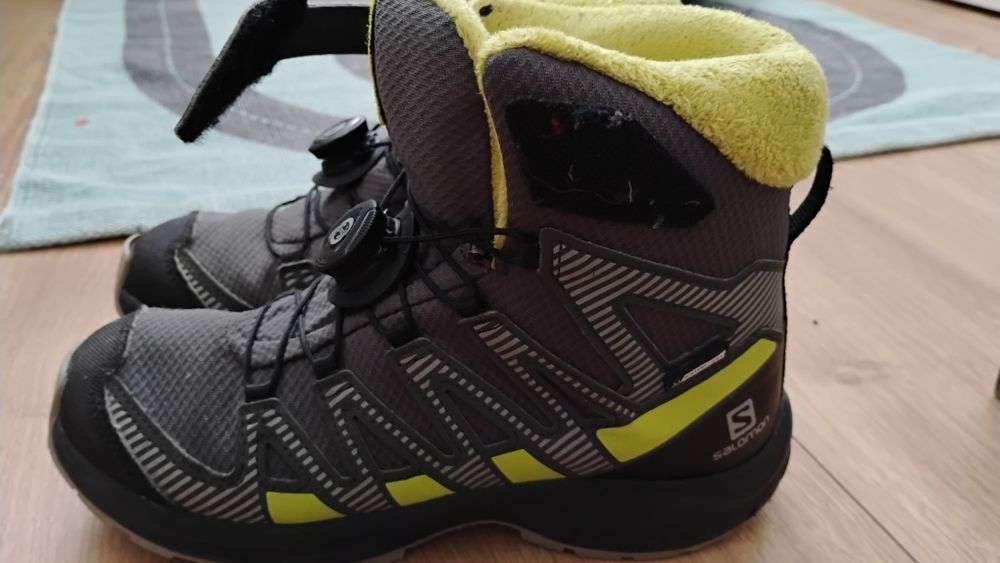 Vând ghete impermeabile Salomon copii 36