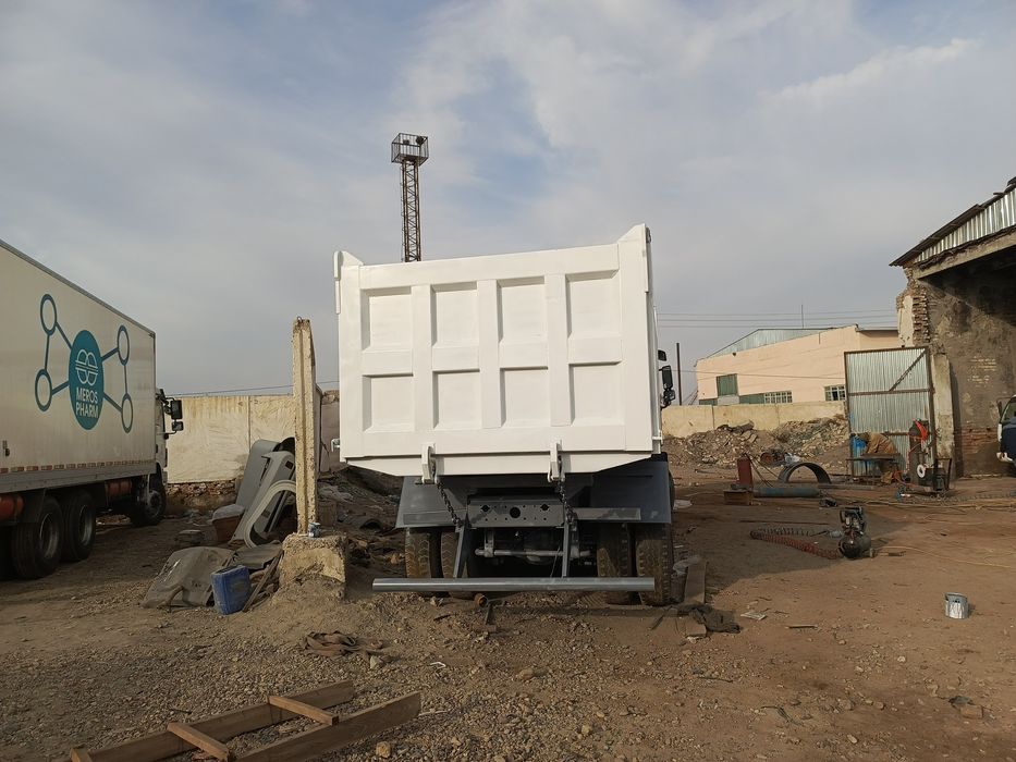 Howo 25 tonnalik kuzuf srochni sotiladi!