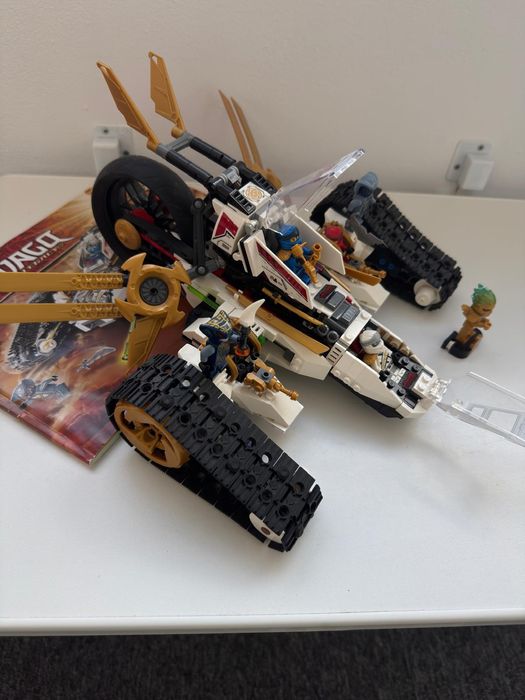 Set Lego Ninjago Ultra Sonic Raider ediție aniversară