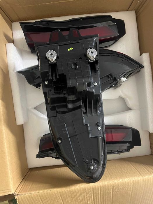 Стопове BMW X5 G05 LCI дизайн 2018-2022