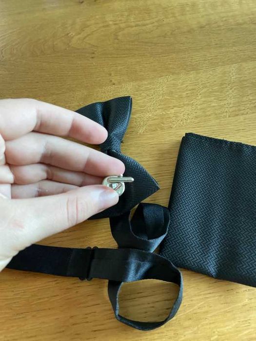 Set bărbătesc negru — papion, butoni și batistă