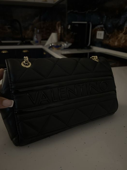 Geanta Valentino