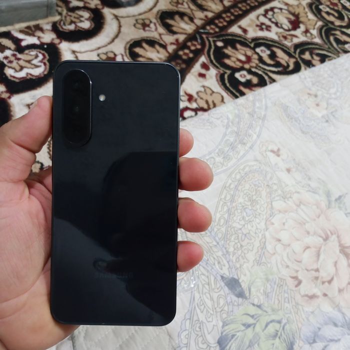 Samsung A 36 holati yangiday xotirasi 256 oprativkasi 8