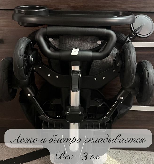 Коляска легкая новая