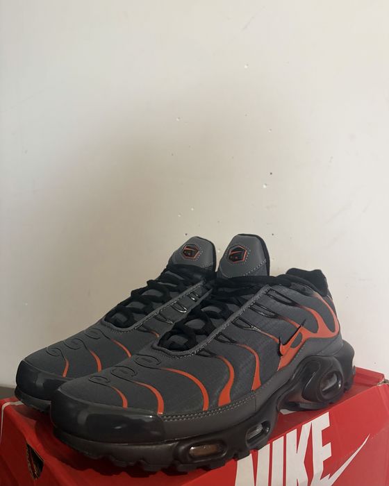 Nike Air Max Plus "Dark Smoke”- 41,45
