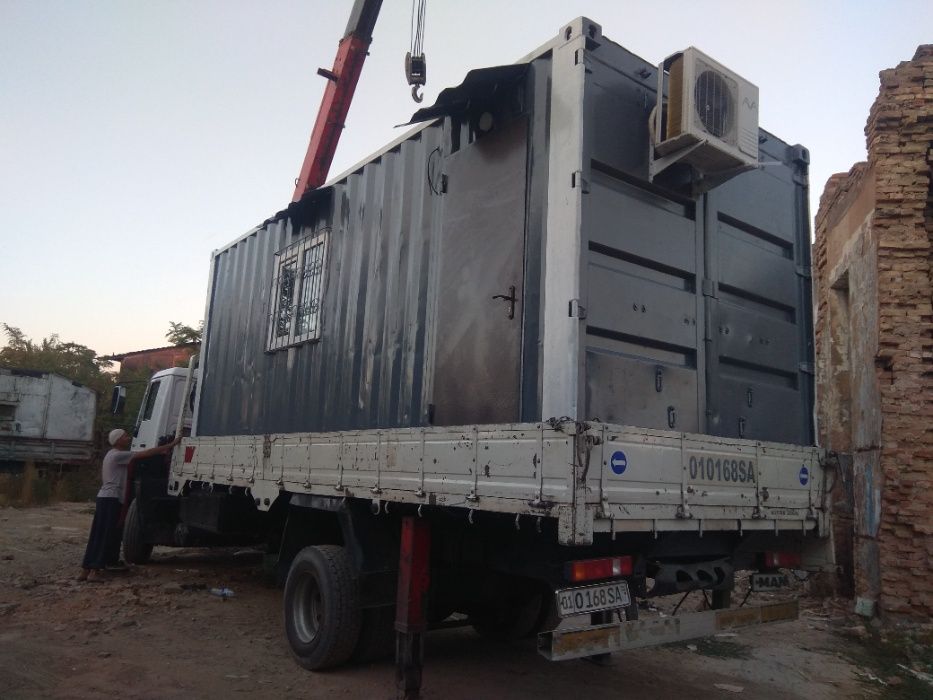 Блок-контейнер для офиса, жилья, установки оборудования