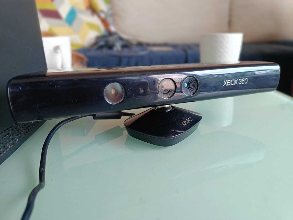 Xbox 360 със сензор Kinect