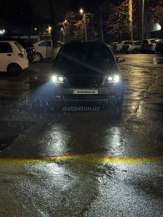 Ласетти 2013 1.6 мотор Мокрый асфальт, Тулик шумка килинган.