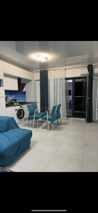 2 camere mamaia zona rex perioada lunga