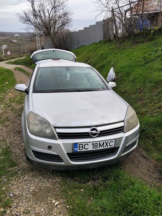 Vând Opel Astra h 17