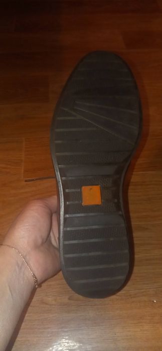 Продается мужская обувь