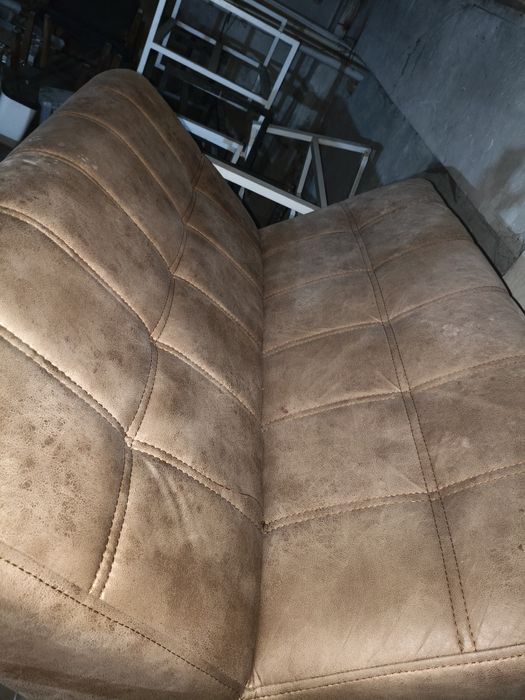 SHOSHILING! Restoran divan va kreslolari arzon narxda