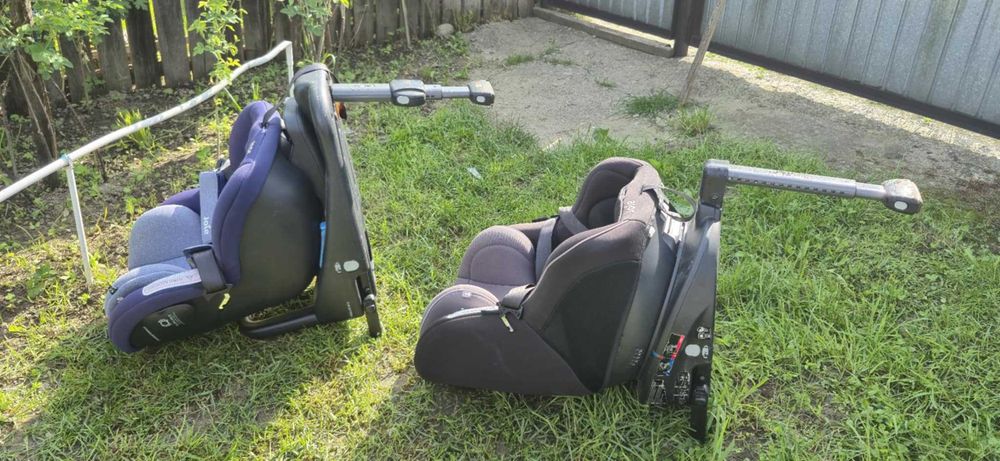 Vând două scaune auto Joie !!