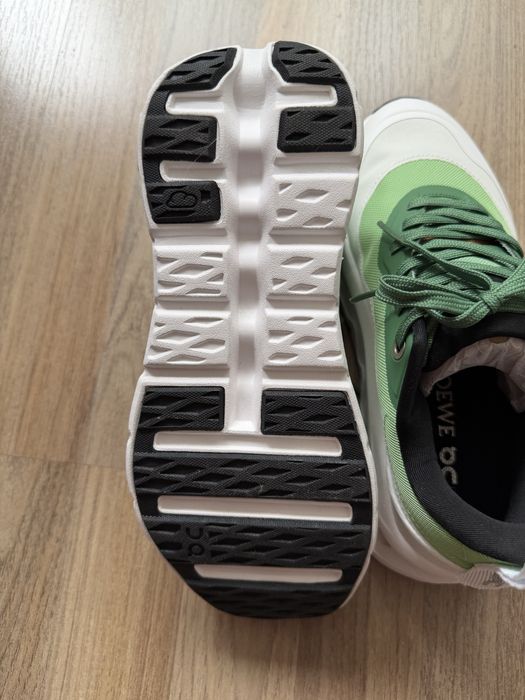 маратонки On x Loewe