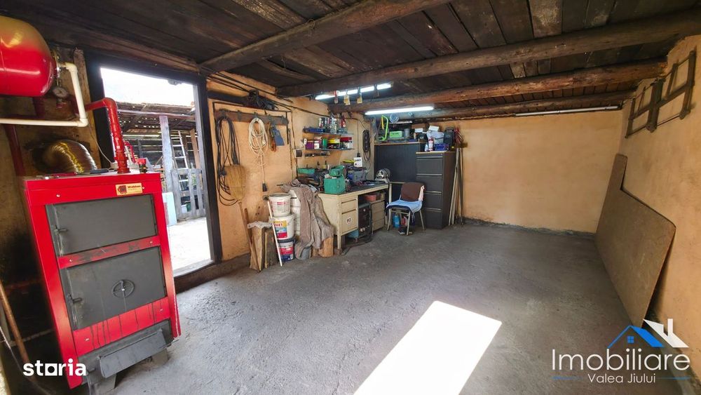 Casa 4 camere - Lupeni | Zona centrala | Aproape de statiunea Straja
