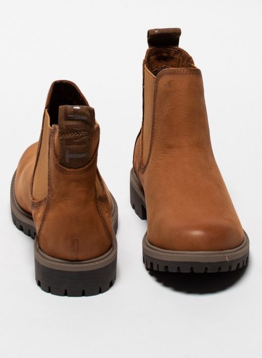 Кафяви боти Tamaris от естествен набук – Размер 37