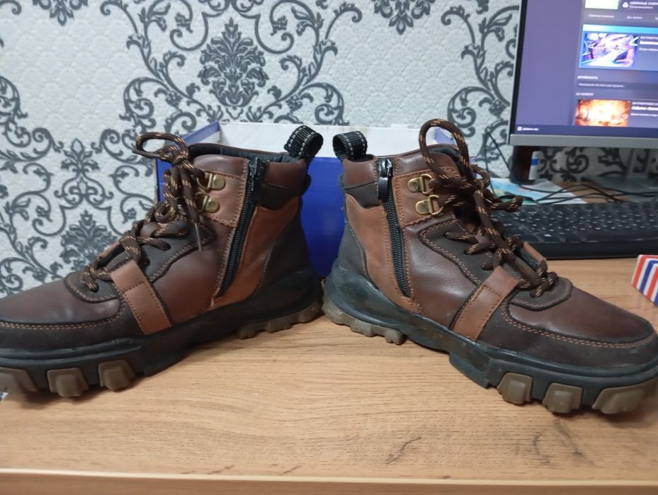 Теплые ботинки с мехом 34 размер