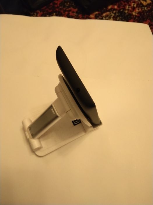 Продавам GSM / мобилен телефон  Nokia Lumia 520 black