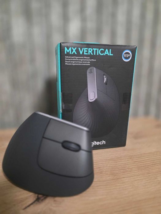 Logitech MX Vertical Advanced Ergonomic Graphite