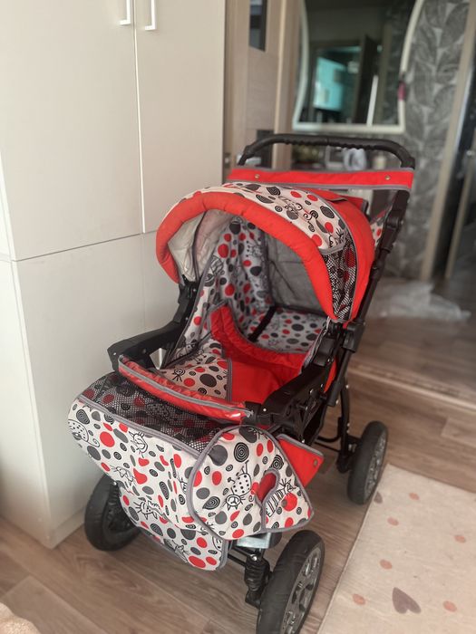 Коляска в хорошем состоянии