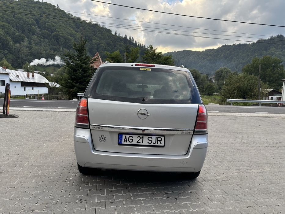 Opel zafira 1,9 diesel 7 locuri acte la zi