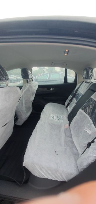 Hongqi e-qm5 610km